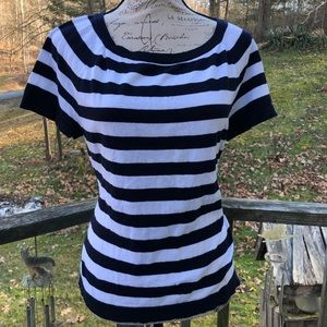 Liz Claiborne | Short Sleeve Top